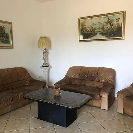 Tenuta Le Muzze 6 Posti Letto