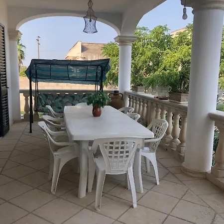 Tenuta Le Muzze 6 Posti Letto Holiday home *